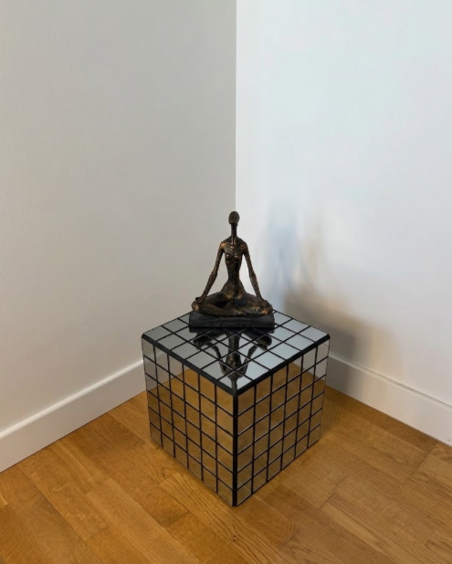 Smoked Mirror Cube